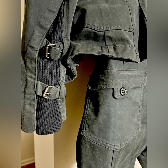 Two-Piece Set - Picture 3 of 6